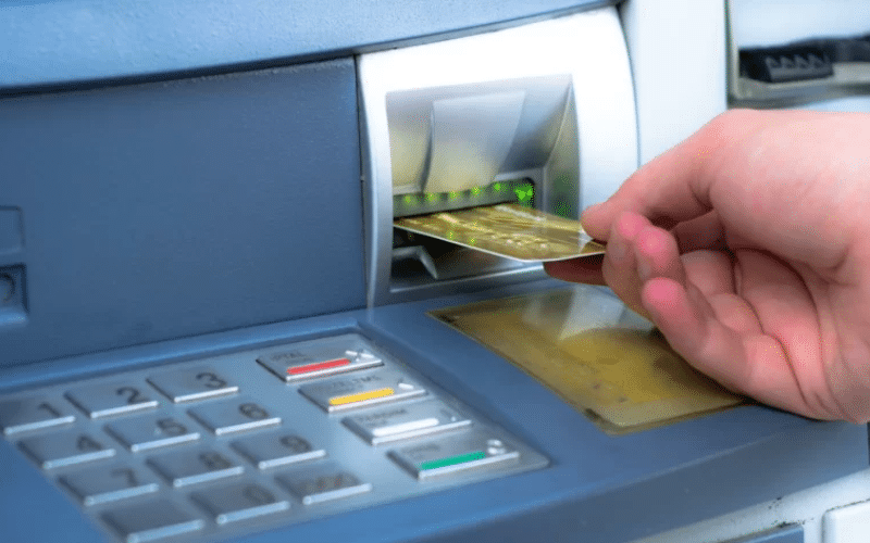 How To Withdraw Money From A Credit Card Without Paying Fees